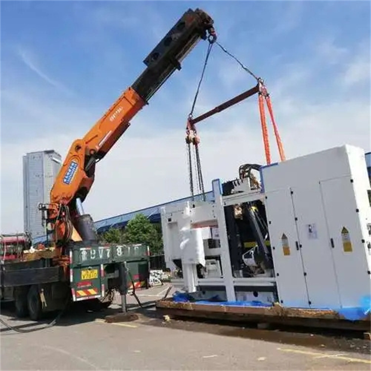 江汉石油管理局附近小吊车联系方式|8-16吨|本地及时服务