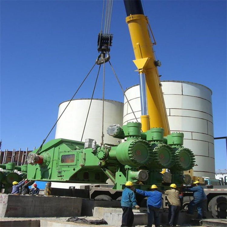 江汉石油管理局吊装起重机械